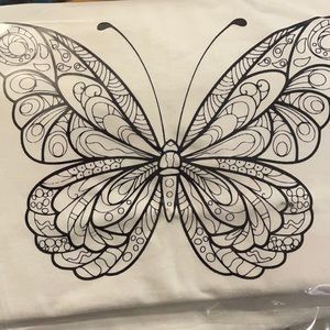 Color your own tshirt: butterfly